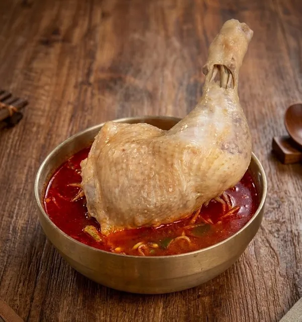 철이네육개장칼국수