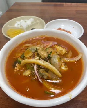 대만원
