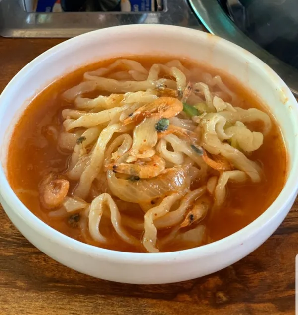 Oncheon Son Kalguksu, photo 2