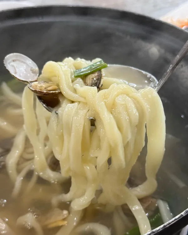 Kalguksu Mandeuneun Saramdeul, photo 3