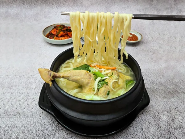 김종구닭칼국수육보쌈 충북 영동점 사진 3