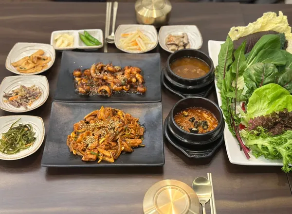 윤훈식농가쌈밥 군위점 사진 4