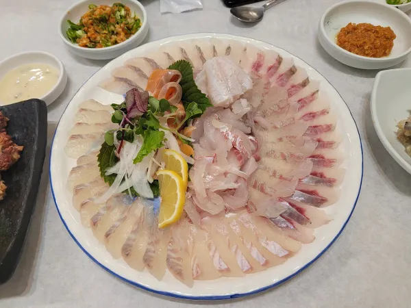 강변횟집
