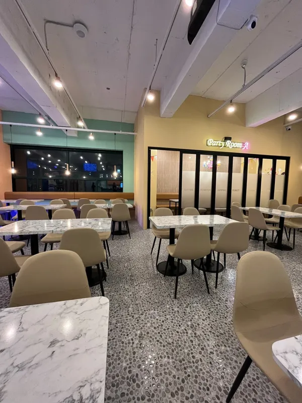 ジャンピングモンスター サンボン店の写真3
