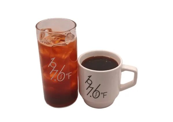 197.6ファシ カフェの写真5