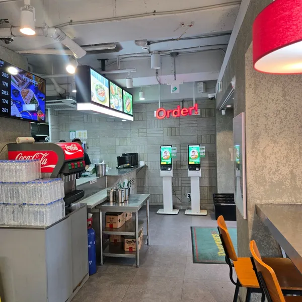 プレパース ダイエットフード カンナム直営店の写真5