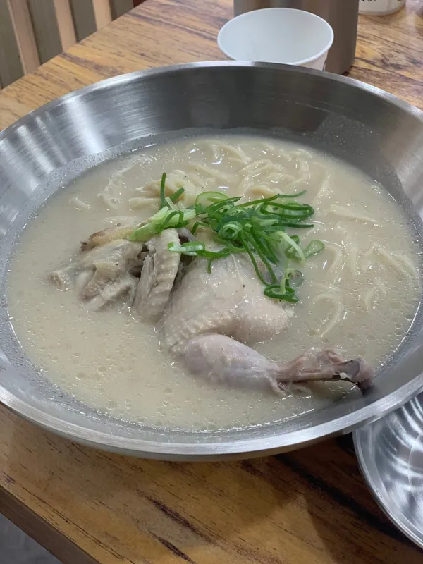 언양닭칼국수 용현점 사진 5