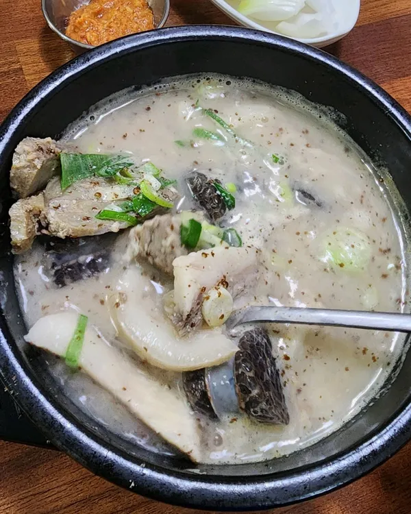 큰집가마솥순대국 방배동내방역본점