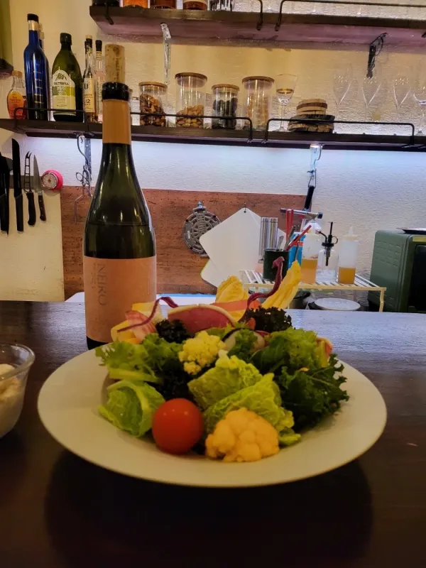 雪あかり ワインとチーズと有機野菜の店の写真3