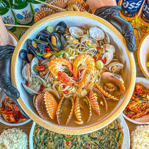 용궁해물칼국수 기장 오시리아점