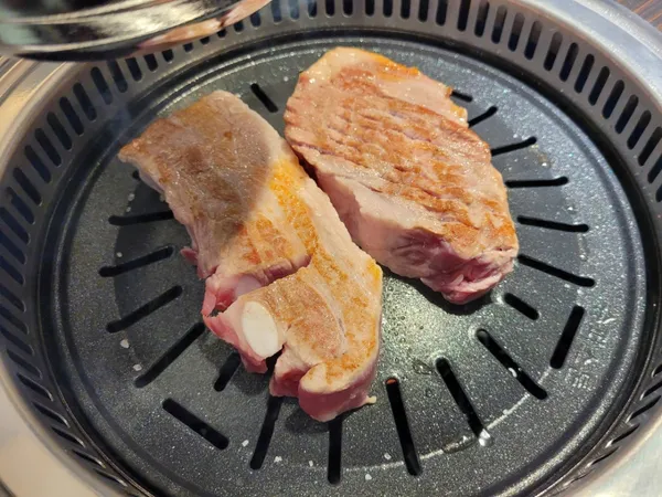우식 사진 3