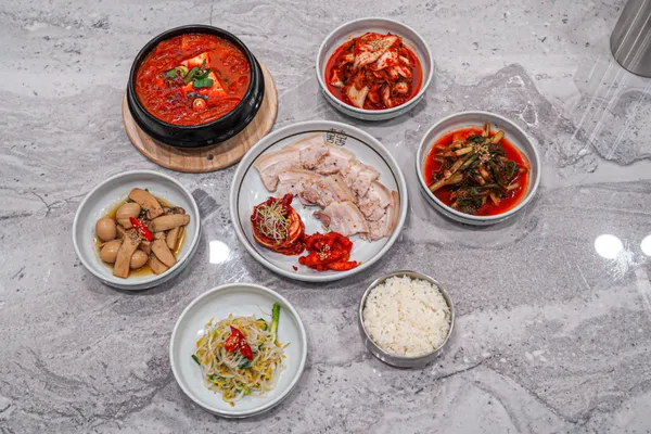 오늘도보쌈칼국수 서초본점 사진 5