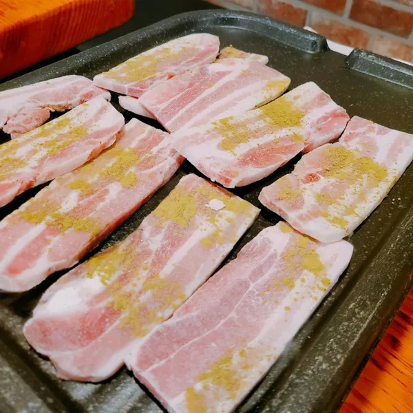 ポットニブチュサムギョプサル サダン本店の写真4
