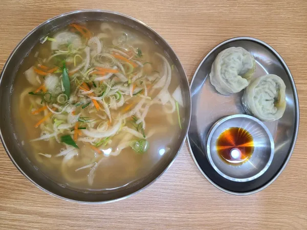 홍남매칼국수 망포역점