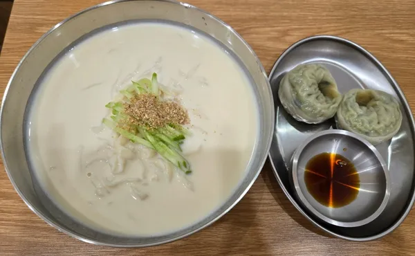 홍남매칼국수 망포역점 사진 2