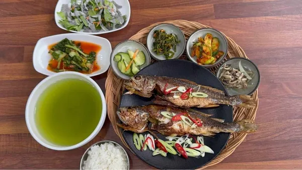 구월명동보리밥간장게장 송도점 사진 2