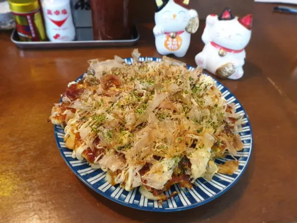 ヨコ 本店の写真3