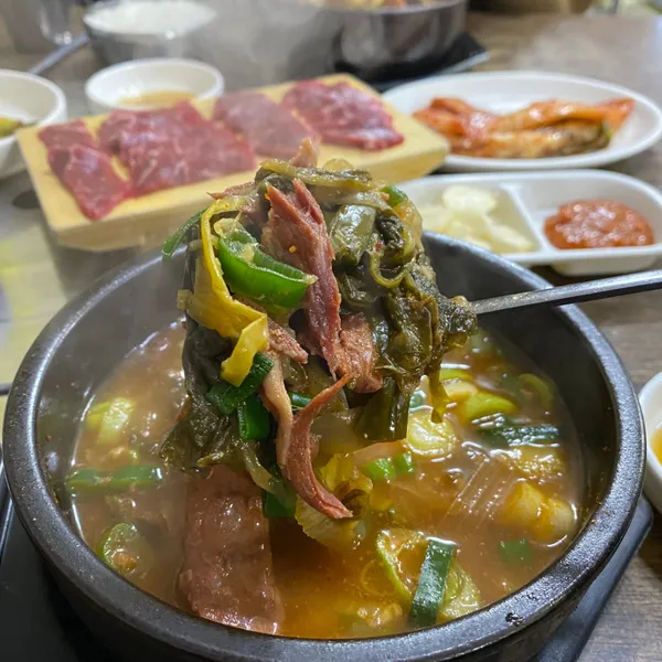 복수한우날고기 대정점 사진 3