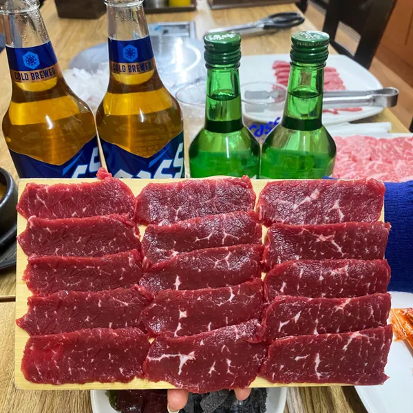 복수한우날고기 대정점 사진 4