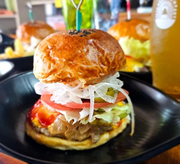 コッタムスジェバーガー ソンサンの写真2