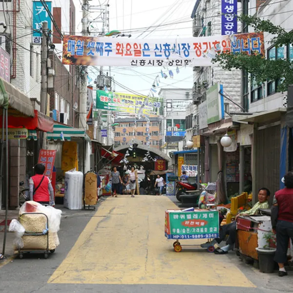 シヌン市場