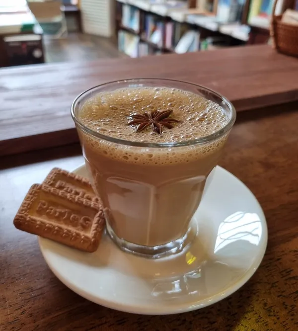 バラナシチェッコルモク 書店&ブックカフェの写真4