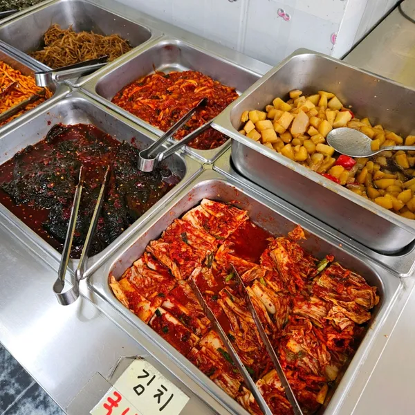 성산한식뷔페 사진 2