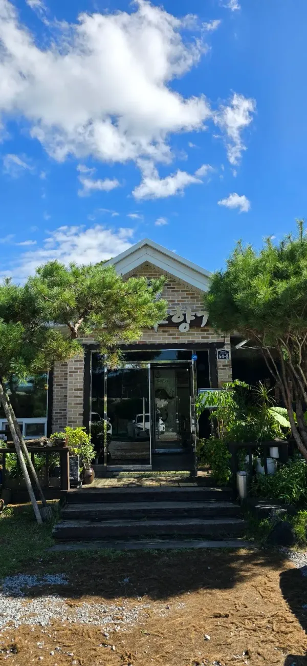 ソナムヒャンギ 炭火焼き・バーベキュー専門店の写真3