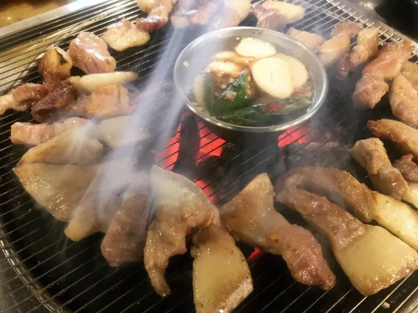 빼돌린뒷고기 사진 2