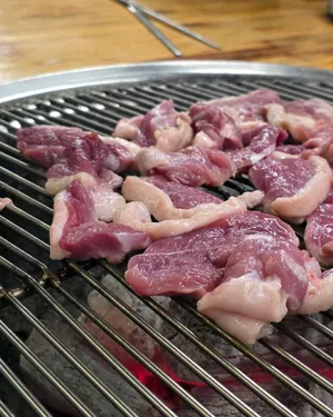 メウォルノンウォン