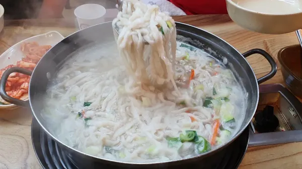 이두형홍두깨칼국수 사진 2