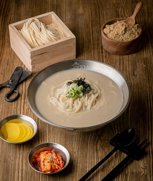 언양닭칼국수 충북혁신도시점 사진 4