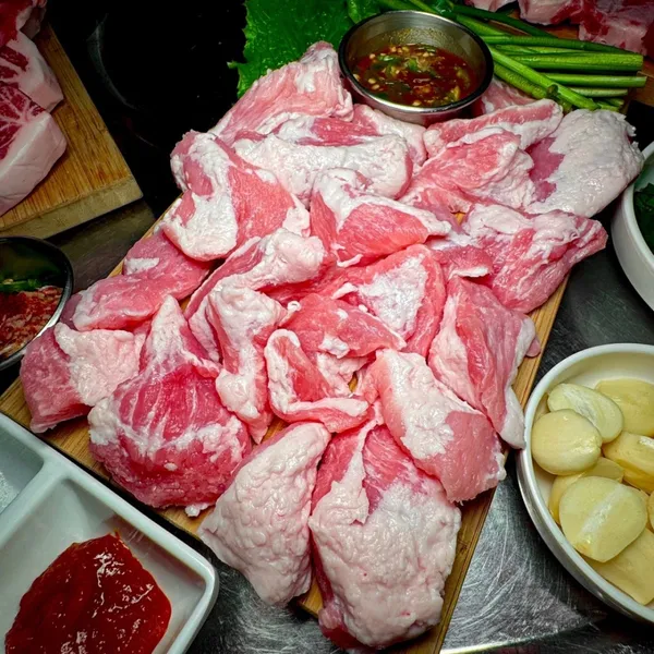 ミナリサムギョプサル 本店の写真3