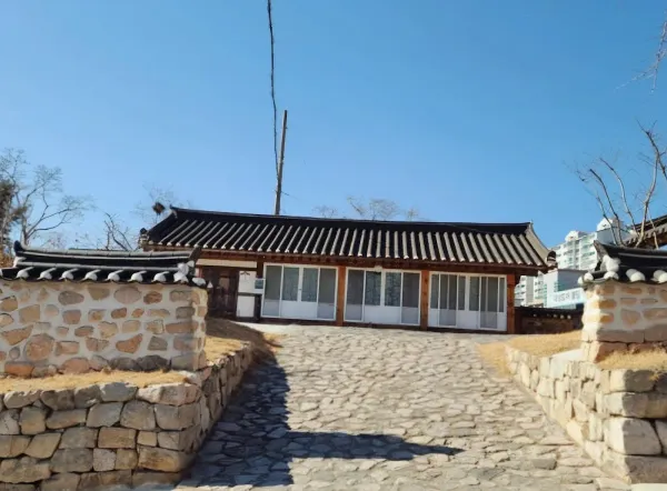 Yeonil Hyanggyo, photo 4