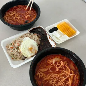 ナムギョンウォン