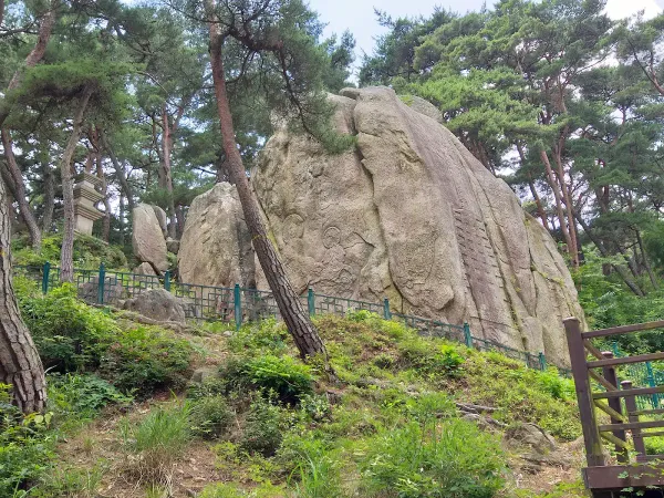 경주 남산 탑곡 마애불상군 사진 4