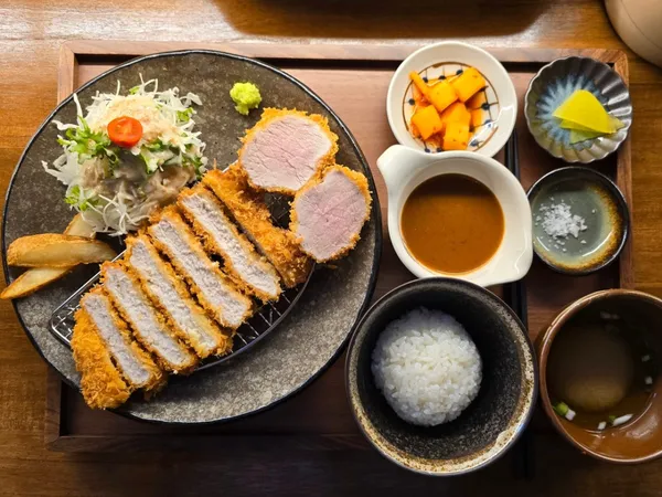 ドトリトンカツ