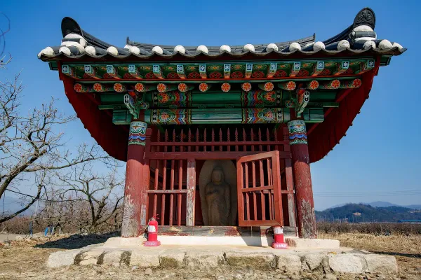 청도 합천리 석조아미타여래입상