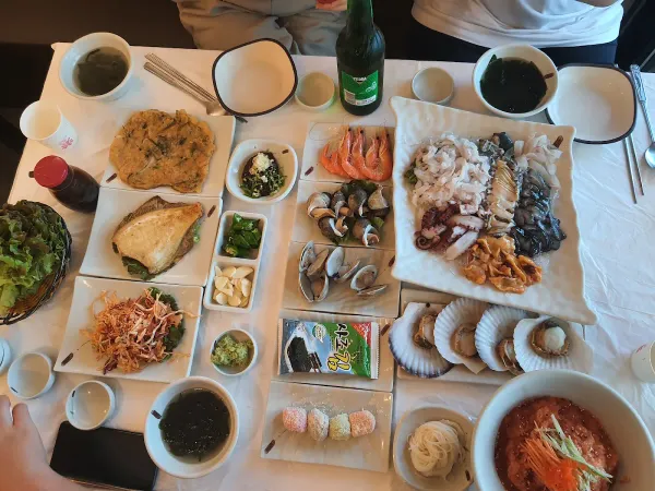 헌화로횟집 사진 2