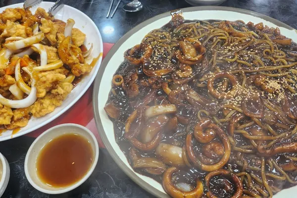 천안문쌀짜장