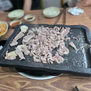 ユンバウネ