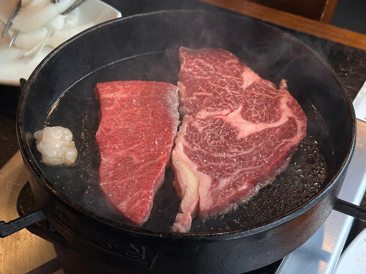 우판등심수원점 대표 사진