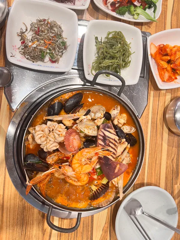 동해해물탕