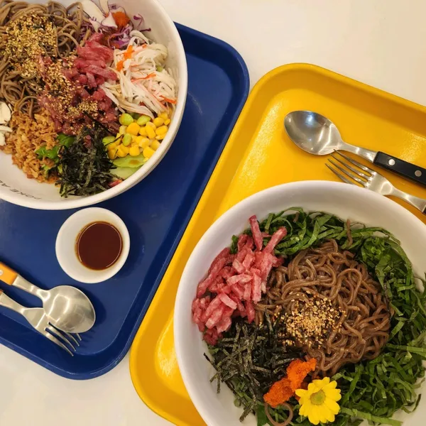 Poke all day ポケ&サラダ ソンサンシンドシ店の写真4
