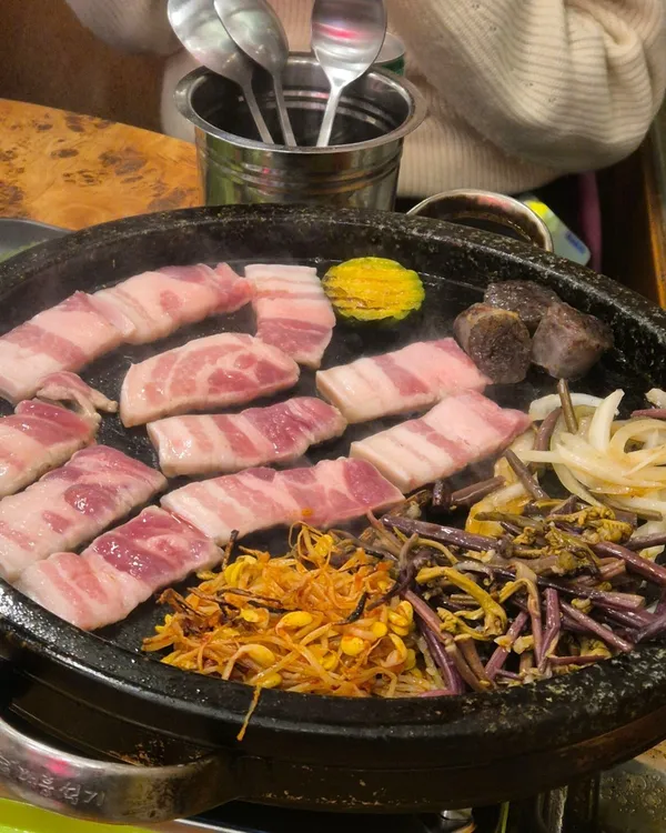 チョンガ食肉食堂 シンダン店の写真5