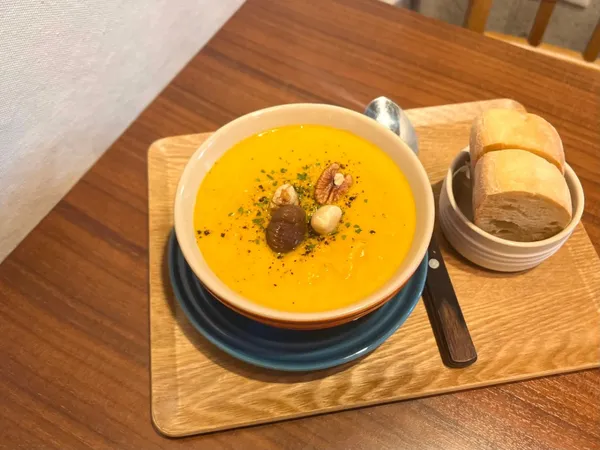 カフェ エマの写真2