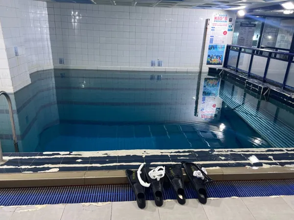 POOL6 プルシックス ダイビングの写真5