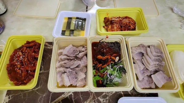 원할머니보쌈 오목교역점 사진 3