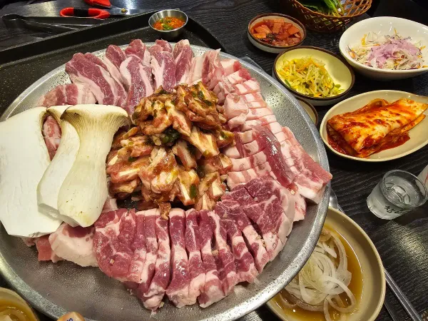 위가네 삼겹살전문점