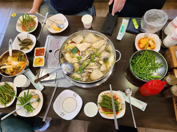 산야초 닭한마리 사진 4